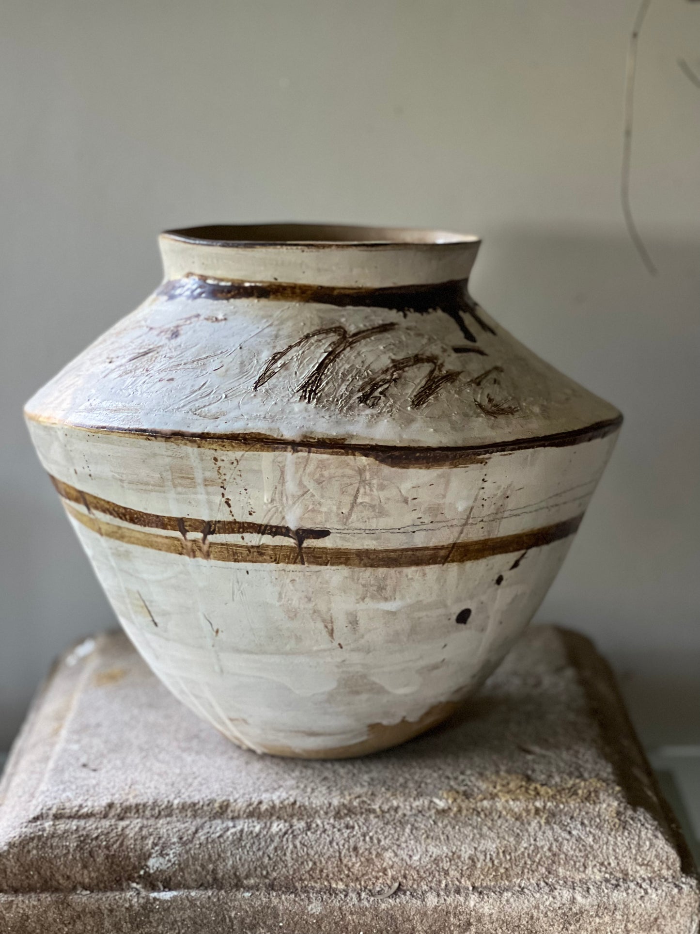 Big Sgraffito vessel