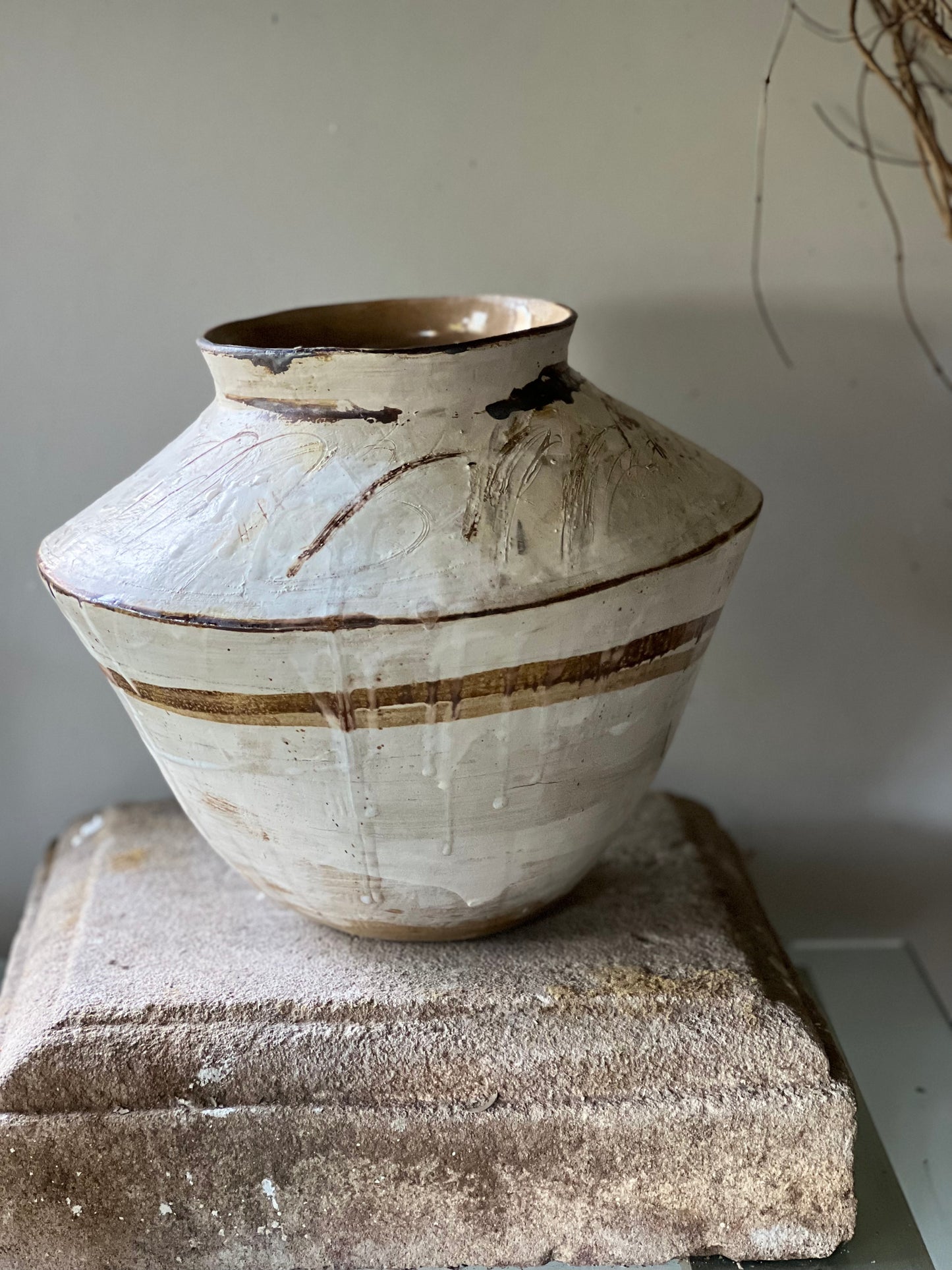 Big Sgraffito vessel